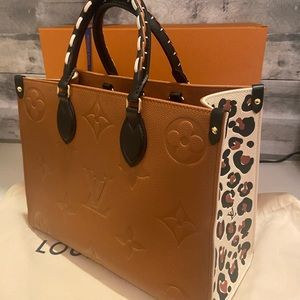 New! Louis Vuitton Wild at Heart Onthego MM Carmal